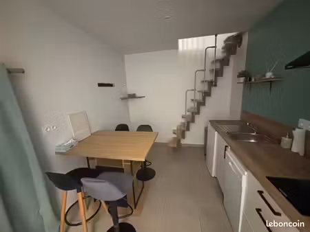 studio meublé 28m2