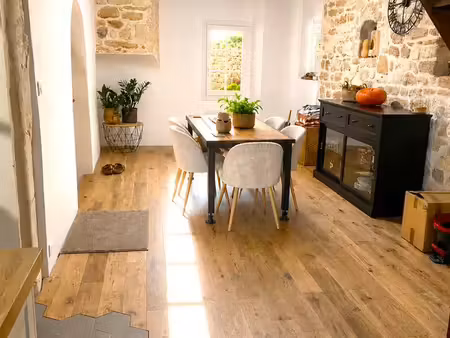 tres belle maison t4 de 71m² entierement renovee + jolie terrasse + grand atelier/cave