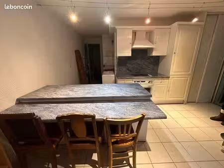 location t2 lamastre 40 m2 plein pied