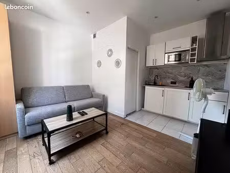 studio 1 pièce 16 m²