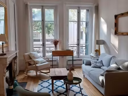 a louer appartement traversant meublé de 66m2 à lyon 7 - métro jean macé