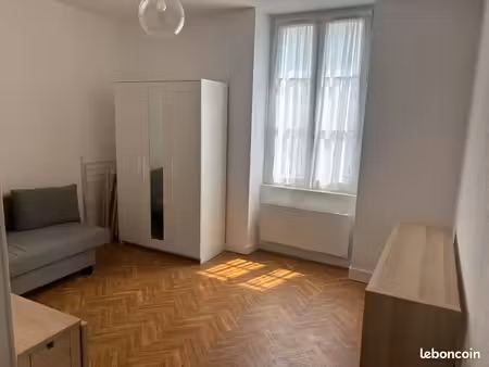 à louer – appartement t1 meublé – île de nantes - idéal étudiant