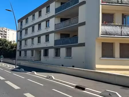 appartement 1 pièce 28 m²