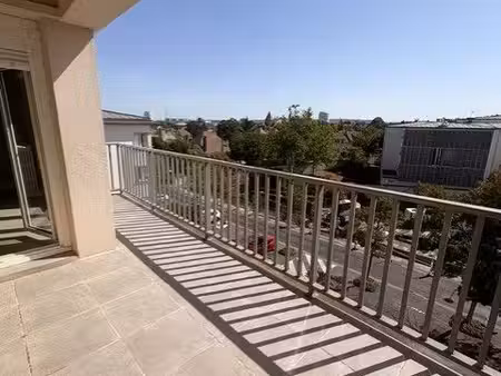 appartement 5 pièces 92 m²