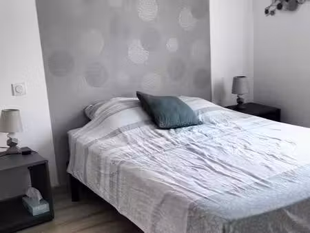 chambre meublée