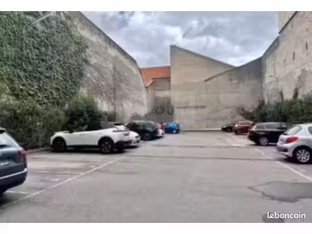 loue place parking sécurisée jeanne d’arc / chalets et matabiau