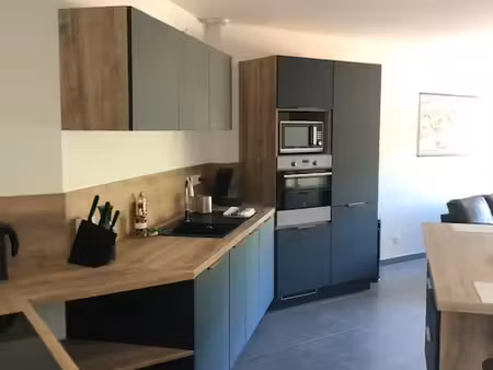 superbe t4 meublé avec terrasse