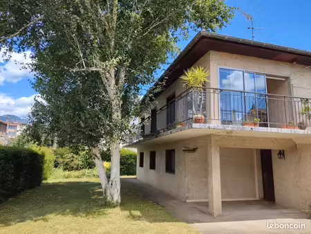 f2 rez de chaussee maison allies/alpins 420 tout compris