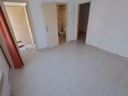 2 pièces proche toutes commodités
