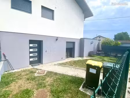 à louer – t3 meublé de 72 35 m² avec jardin et terrasse privatifs – environnement calme
