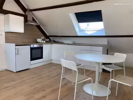 à louer - studio cabine - montreuil sur mer centre ville