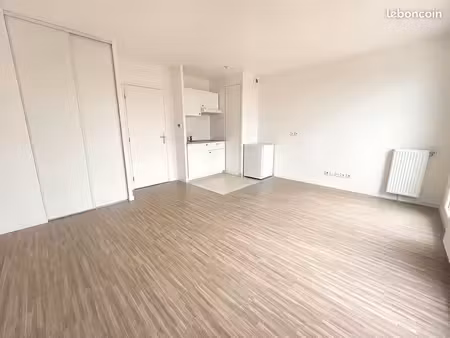appartement 1 pièce 27 m²