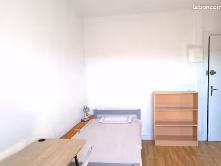 studio 12m2