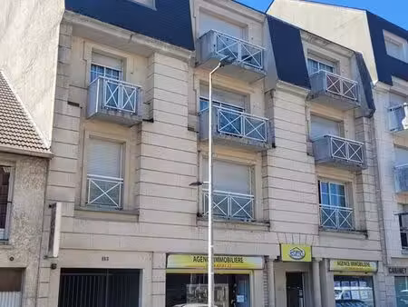 studio 1 pièce 30 m²