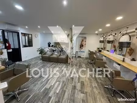 local commercial 76 m² bordeaux