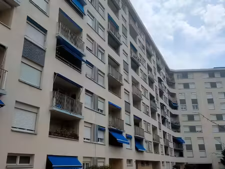 appartement 3 pièces 69 m²