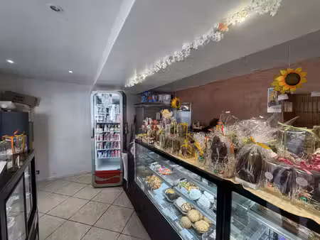 à vendre 83890 pierrefeu-du-var - murs commerciaux loués