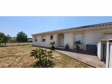 a vendre - maison de plain-pied 4 chambres en plein coeur de saint-lys (31470)