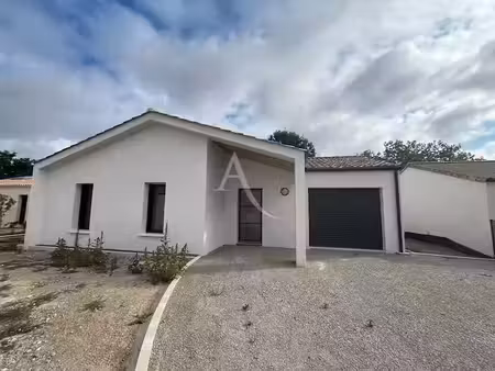 location maison 4 pièces 101.4 m² à le poiré-sur-vie (85170)  1 025 €