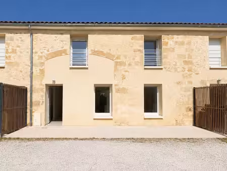 location maison 4 pièces 91.53 m² à pugnac (33710)  850 €