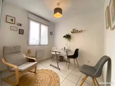 local 9 m² saint marcellin