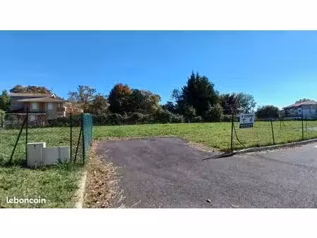 terrain 420 m² dax