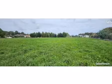 terrain à bâtir de 2929 m² à serres-gaston (40)