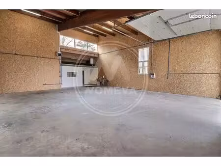 local commercial 157 m² les villettes