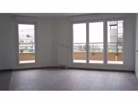 appartement 2 pièces à louer à meaux - calme et confort