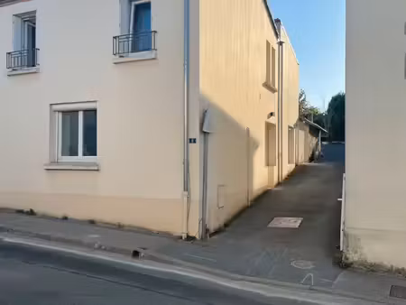 maison de ville a louer