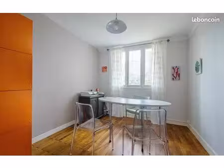 bureau a louer dans cabinet pluridisciplinaire à nantes
