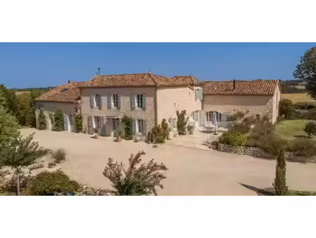 propriété avec piscine et jardin la romieu (32)