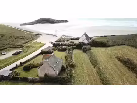 maison en bord de mer avec jardin ploéven (29)