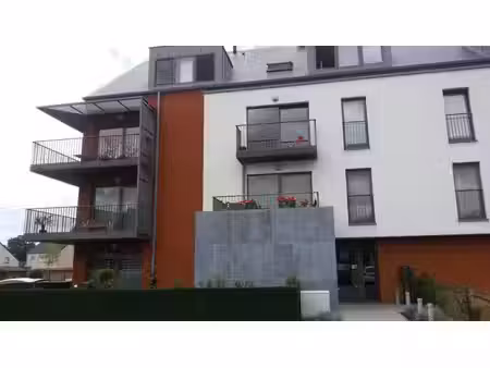 appt 2 ch. parfait etat 87 m²+ balcon d'angle 12 m²