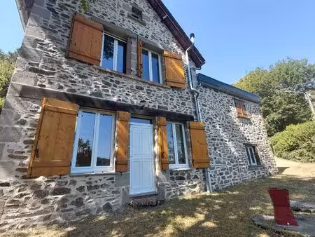 belle maison de caractère entre le cantal et l'aveyron