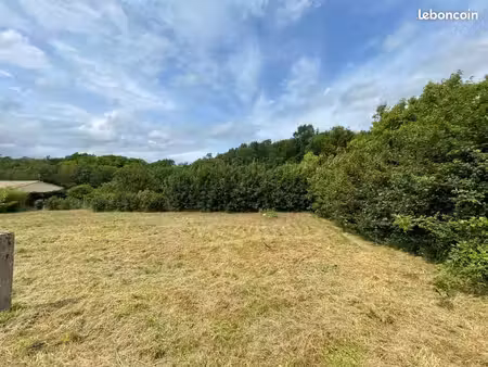 terrain 500 m² peujard