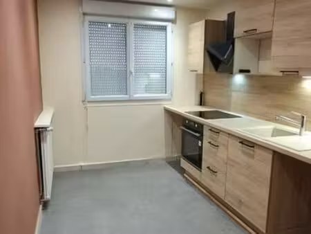 apparemment t3 de 65m2 entièrement rénové 2 chambres - loggia plein sud - auxonne