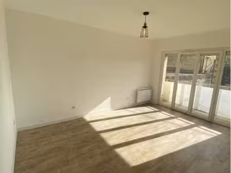 ? t3 meublé 57 m² – garage + cave + 2 balcons – valence