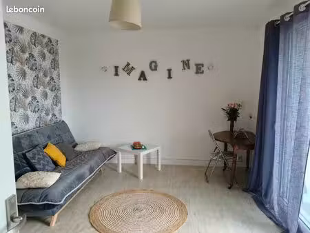 location t2 avec jardinet