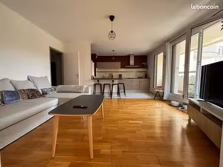 appartement 3 pièces 74 m²