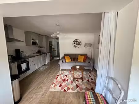 location meublée – 2 pièces rénové – à 2 pas de la plage