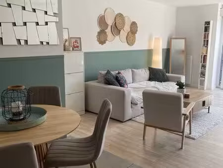 f3 86 71 m² atypique sur 3 niveaux – 2 chambres – 935 cc – disponible 05/09/2026
