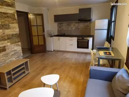 studio meublé 33 6 m² – muret centre –