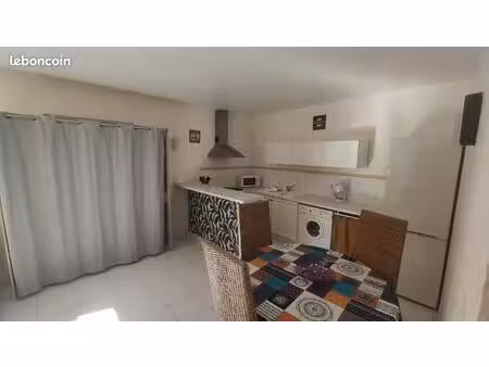 studio à louer sur pertuis