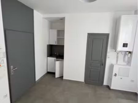studio entièrement neuf proche kléber