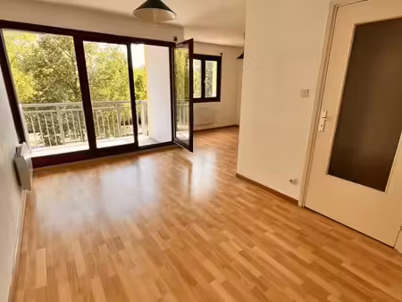 studio 1 pièce 39 m²