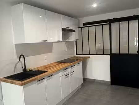 appartement 45 m2 à tonnay charente à louer