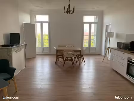 t3 88 m2 meublé à louer - toulon haute ville- bd de strasbourg
