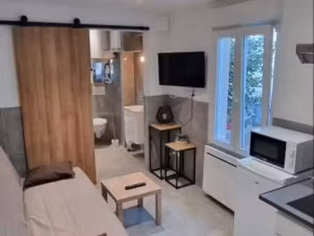 studio meublé