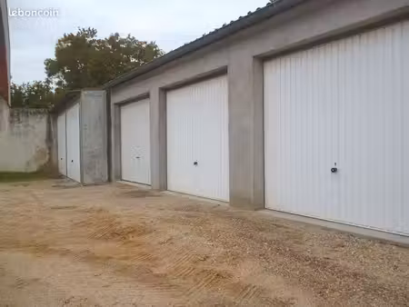 box/garage à louer